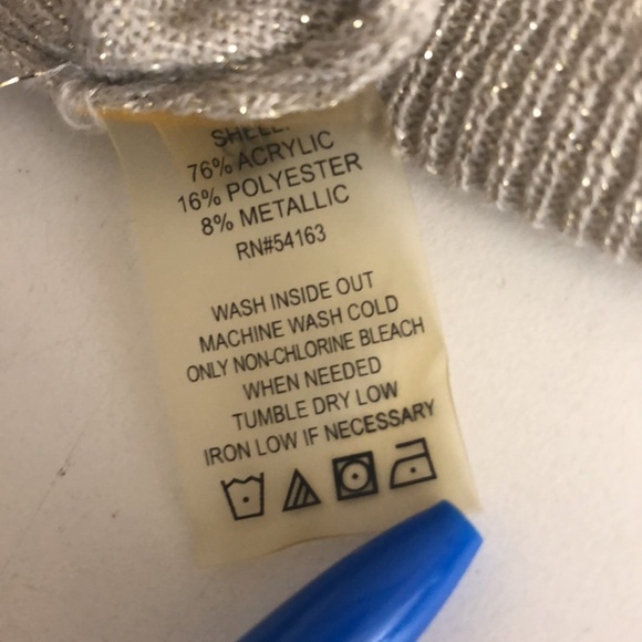 Calvin Klein light sweater with cute gold buttons - Picture 8 of 11